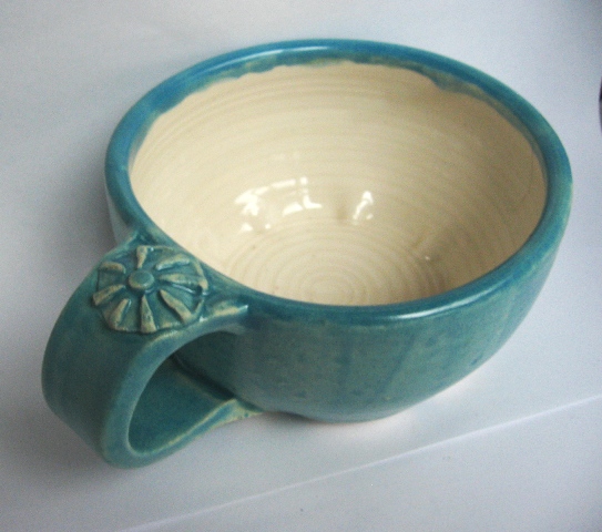 Бријачка шоља