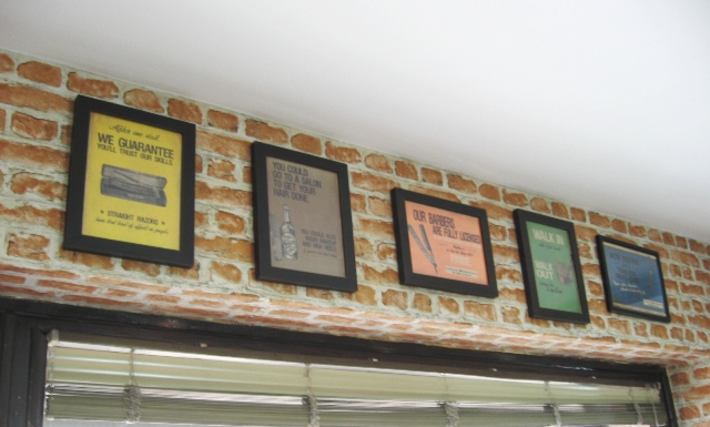 Dzonijva berbernica / detalj