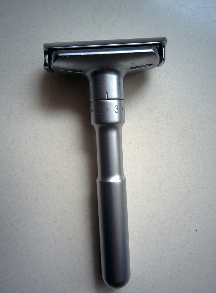 Merkur Futur - Kinez QShave 2