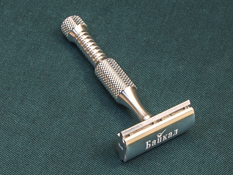 Bajkal Ruski brijač - aluminium 02