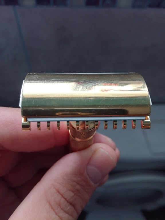 Gillete New long comb glava