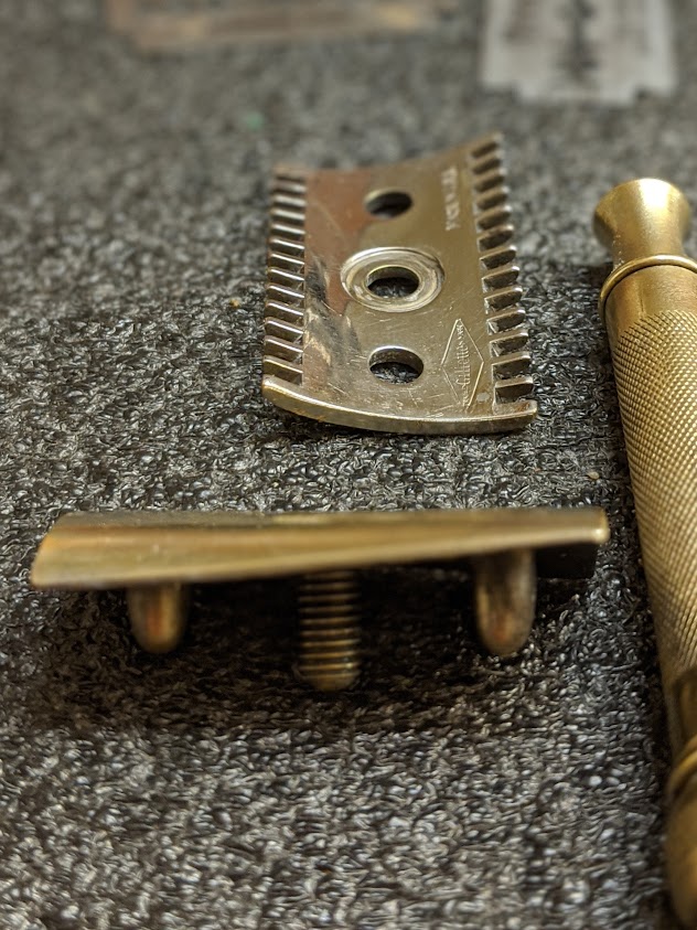 Gillette Old Type slant